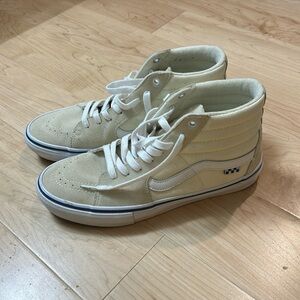 Men’s High Top White Cream Vans Size 10.5